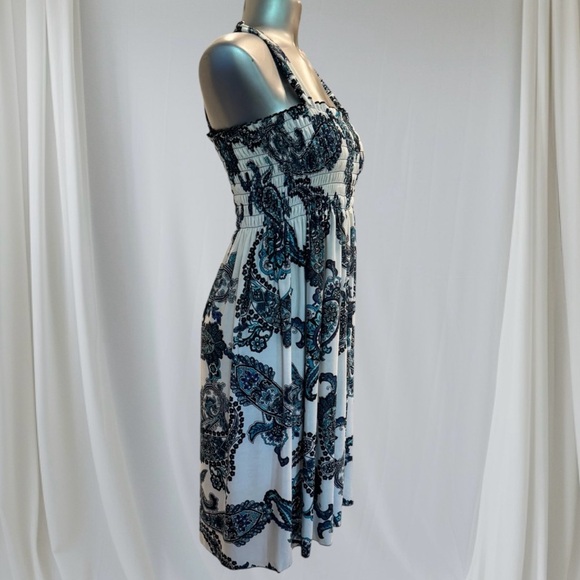 ✅Elegant Blue and White Paisley Midi Dress - Picture 2 of 11